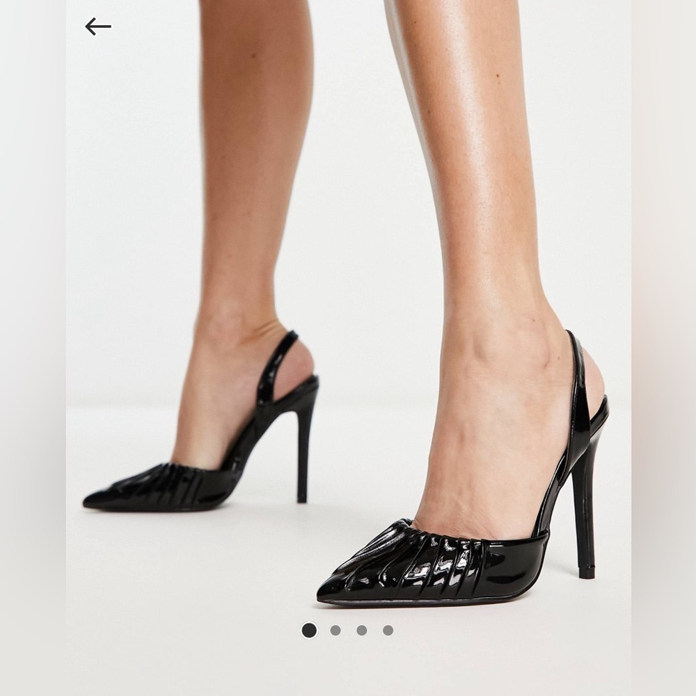 Glorious Black Patent Leather Pumps - Worn 1 Time !!